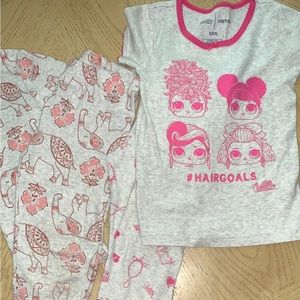 2 Carter’s Pajama Sets Size 5